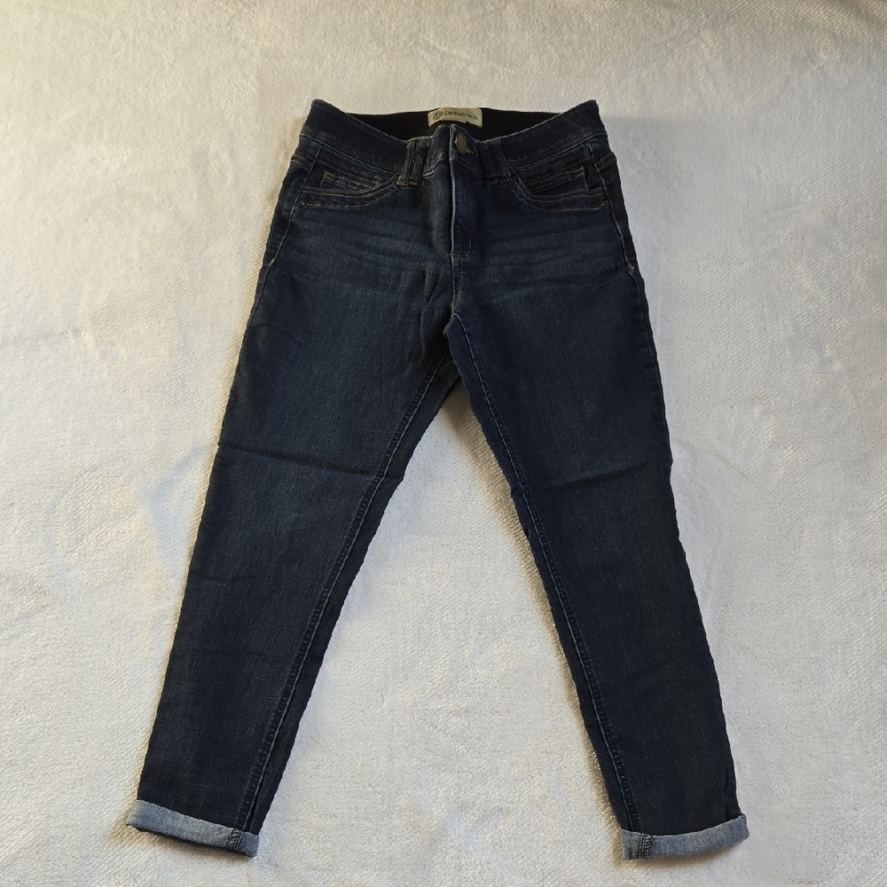 Like New! Women's Democracy Jeans Size 6
